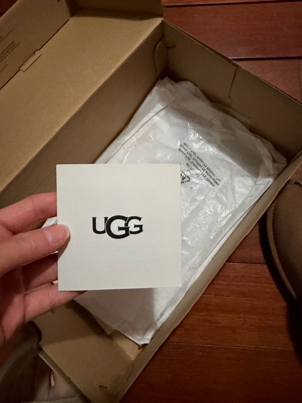 UGG coquette chestnut size 6 women’s w box - Picture 6 of 7